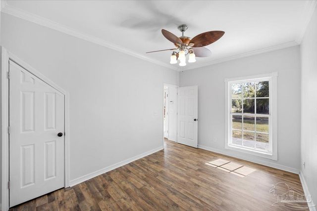 2099 Garcon Point Rd, Milton, FL 32583