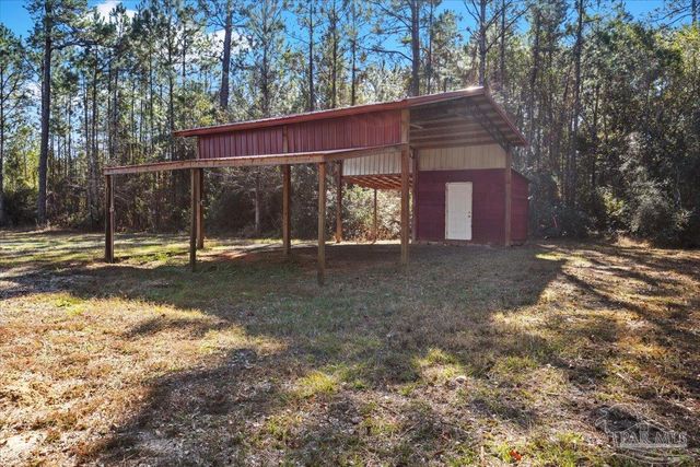 2099 Garcon Point Rd, Milton, FL 32583