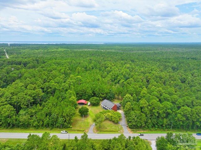 2099 Garcon Point Rd, Milton, FL 32583