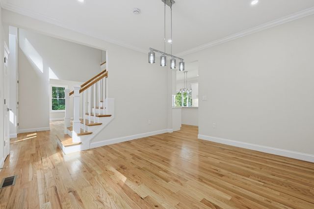 69 Denfield Rd, Charlton, MA 01507