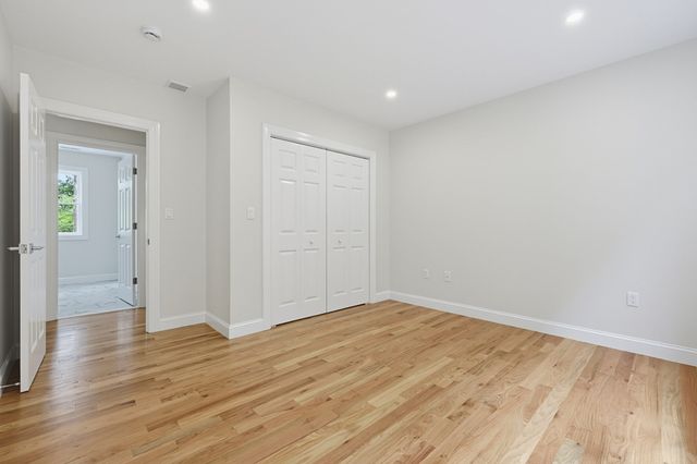 69 Denfield Rd, Charlton, MA 01507