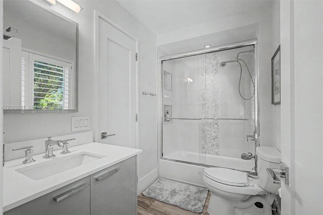 7301 SW 134th Terrace, Pinecrest, FL 33156
