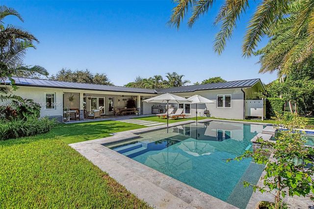 7301 SW 134th Terrace, Pinecrest, FL 33156
