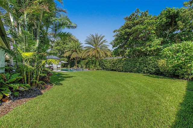 7301 SW 134th Terrace, Pinecrest, FL 33156