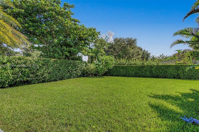 7301 SW 134th Terrace, Pinecrest, FL 33156