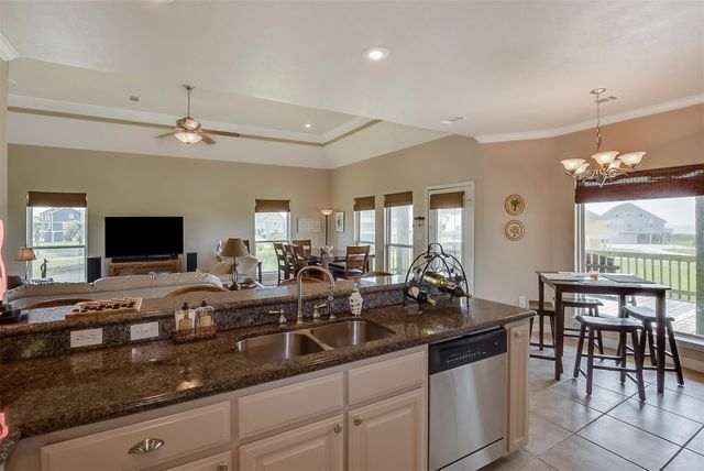 708 Kyndall Corner, Port Bolivar, TX 77650