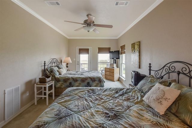708 Kyndall Corner, Port Bolivar, TX 77650
