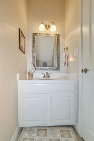 708 Kyndall Corner, Port Bolivar, TX 77650