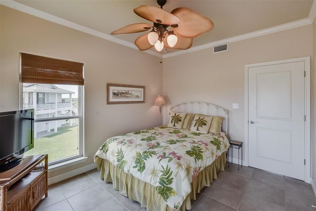 708 Kyndall Corner, Port Bolivar, TX 77650