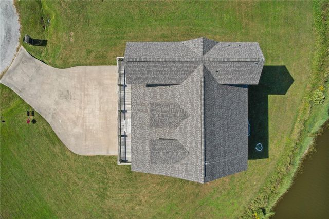 708 Kyndall Corner, Port Bolivar, TX 77650