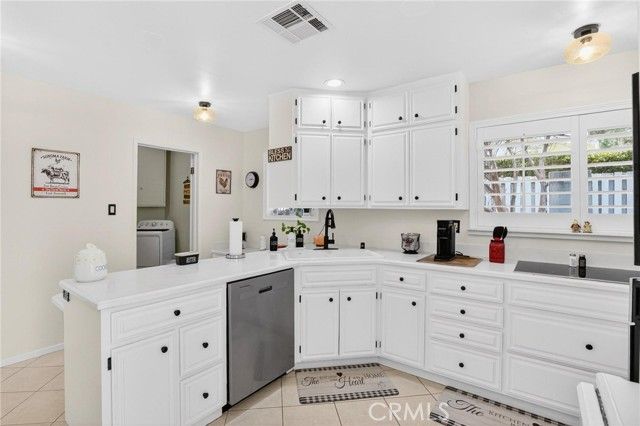 1349 S Center, Redlands, CA 92373