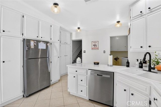 1349 S Center, Redlands, CA 92373