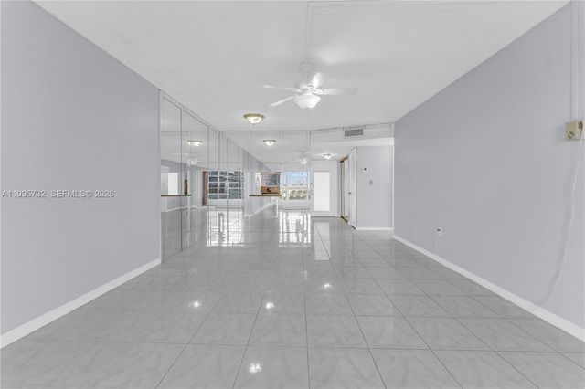 8280 Sunrise Lakes Blvd 301, Sunrise, FL 33322