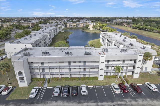 8280 Sunrise Lakes Blvd 301, Sunrise, FL 33322