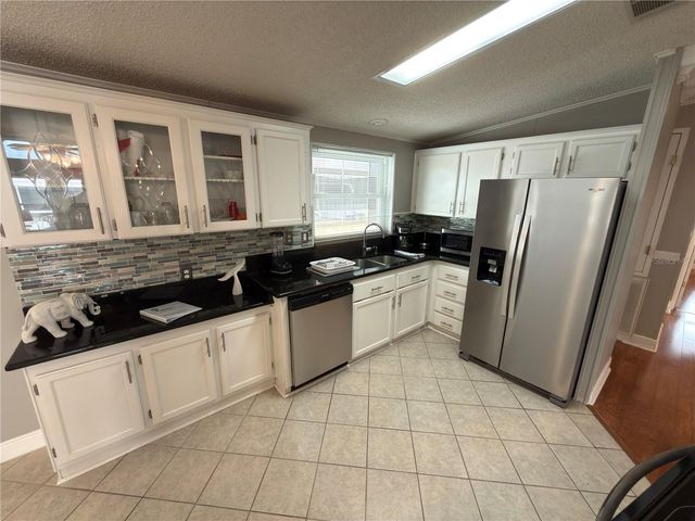 5122 SOUTHSHORE DRIVE, Polk City, FL 33868