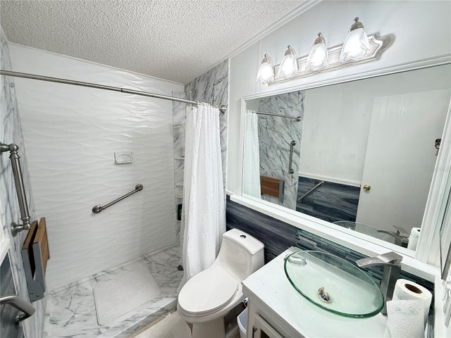 5122 SOUTHSHORE DRIVE, Polk City, FL 33868