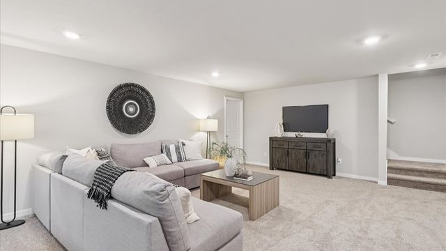 24 Verbena Lane SW, Cedar Rapids, IA 52404
