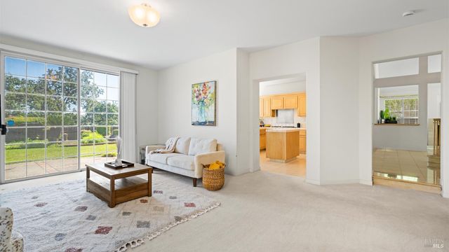3245 Winged Foot Dr, Fairfield, CA 94534