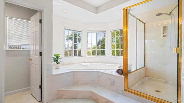 3245 Winged Foot Dr, Fairfield, CA 94534