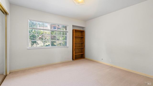 3245 Winged Foot Dr, Fairfield, CA 94534