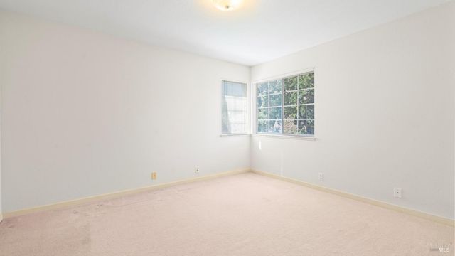 3245 Winged Foot Dr, Fairfield, CA 94534