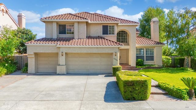3245 Winged Foot Dr, Fairfield, CA 94534