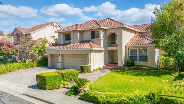 3245 Winged Foot Dr, Fairfield, CA 94534