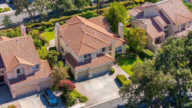 3245 Winged Foot Dr, Fairfield, CA 94534