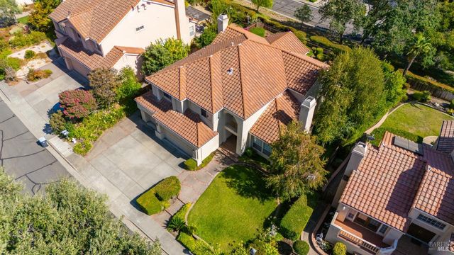 3245 Winged Foot Dr, Fairfield, CA 94534