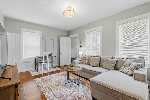 200 Judson Street, Tiverton, RI 02878