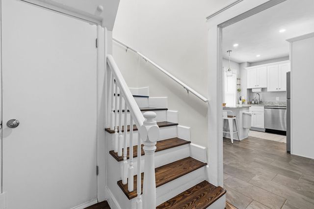 200 Judson Street, Tiverton, RI 02878