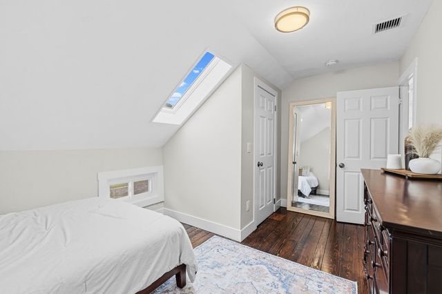 200 Judson Street, Tiverton, RI 02878