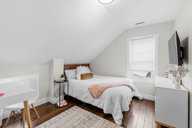 200 Judson Street, Tiverton, RI 02878