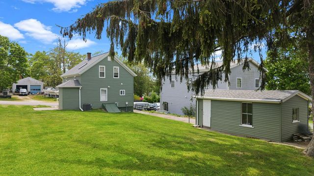 200 Judson Street, Tiverton, RI 02878