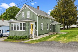 200 Judson Street, Tiverton, RI 02878