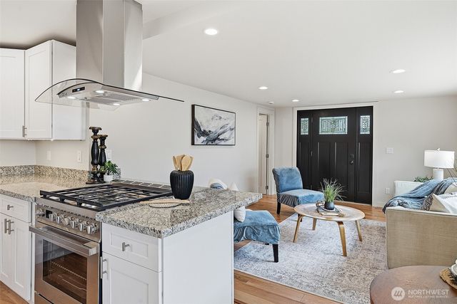 3122 Oas Drive W, University Place, WA 98466