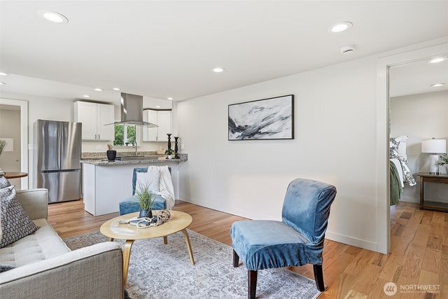 3122 Oas Drive W, University Place, WA 98466