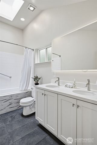 3122 Oas Drive W, University Place, WA 98466