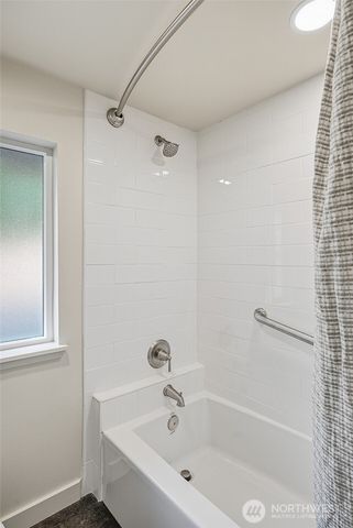 3122 Oas Drive W, University Place, WA 98466