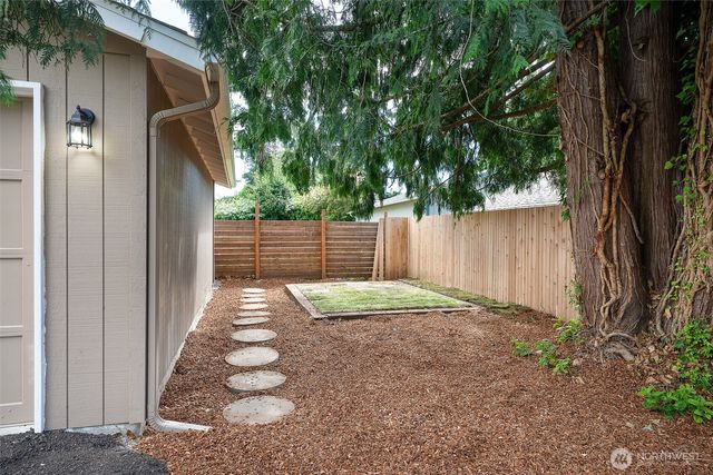 3122 Oas Drive W, University Place, WA 98466