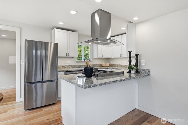 3122 Oas Drive W, University Place, WA 98466