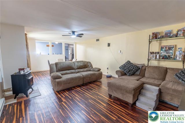 80 Covington Place, Catasauqua Boro, PA 18032