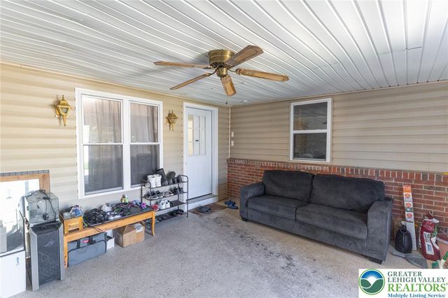 80 Covington Place, Catasauqua Boro, PA 18032