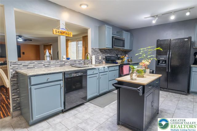 80 Covington Place, Catasauqua Boro, PA 18032