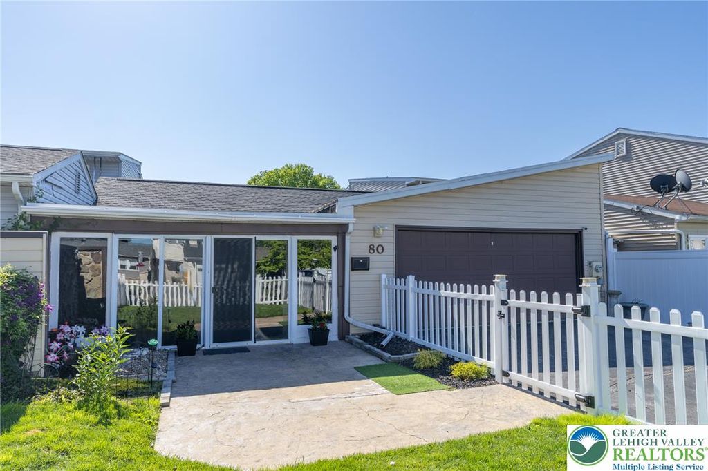 80 Covington Place, Catasauqua Boro, PA 18032