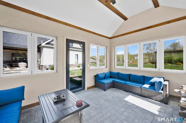 99 Mesa Drive, Bethany, CT 06524