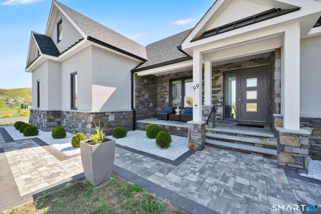 99 Mesa Drive, Bethany, CT 06524