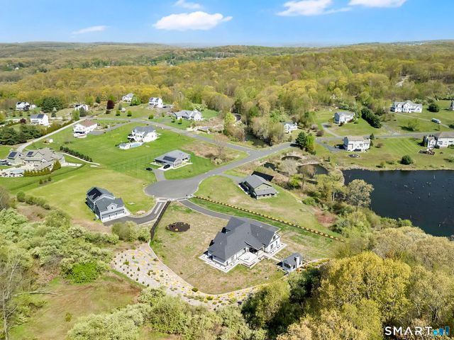 99 Mesa Drive, Bethany, CT 06524