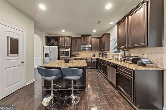 4748 Chickadee Lane, Ellenwood, GA 30294