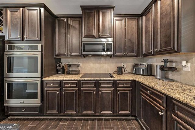 4748 Chickadee Lane, Ellenwood, GA 30294